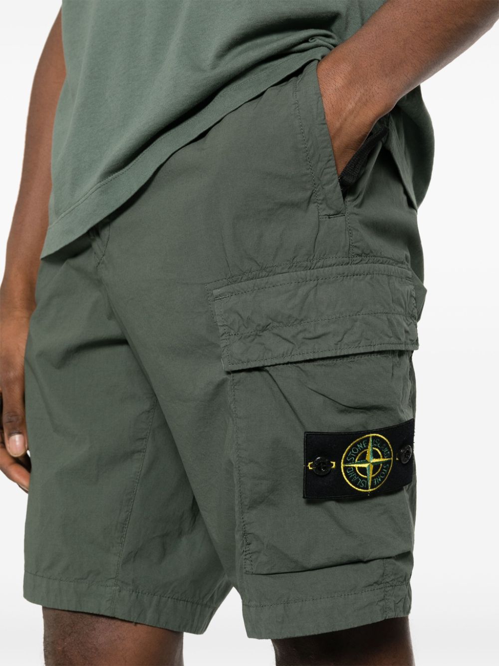 Stone island discount olive shorts
